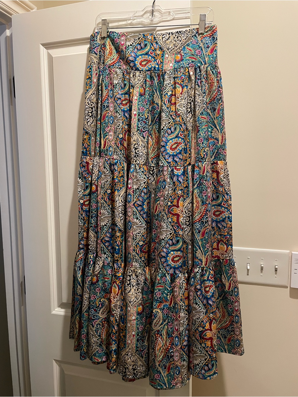 Natural Life Hanna Convertible Maxi Skirt In Bright Paisley - Large